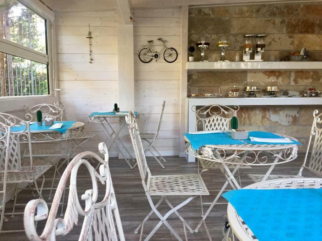 B&B Viale Dei Pini Castellaneta Marina Eksteriør billede